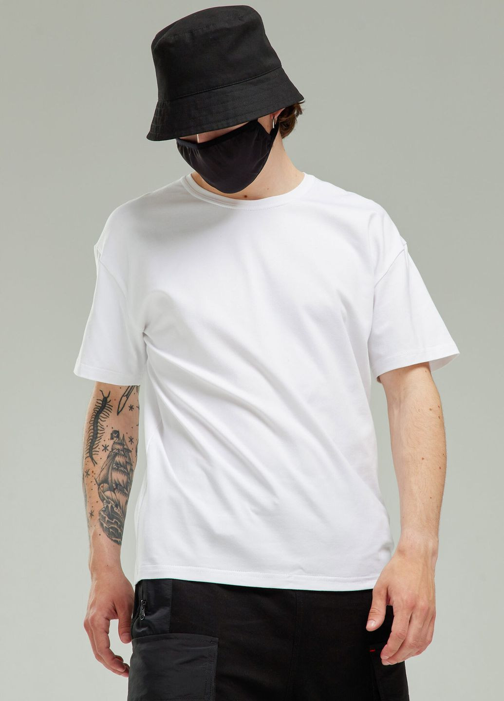 Біла футболка бейсік ТУР