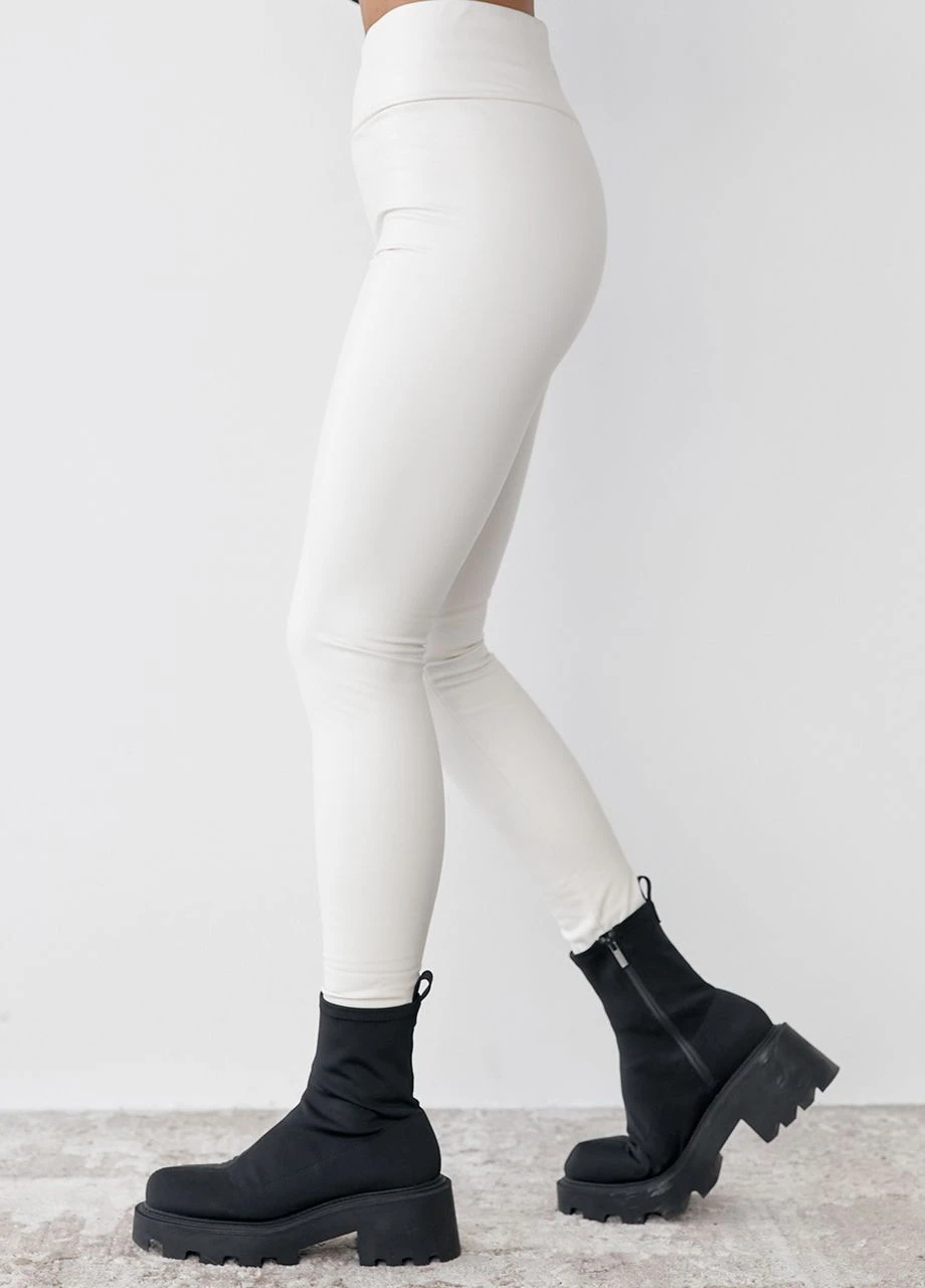 Молочные демисезонные утепленные лосины с экокожи Lurex