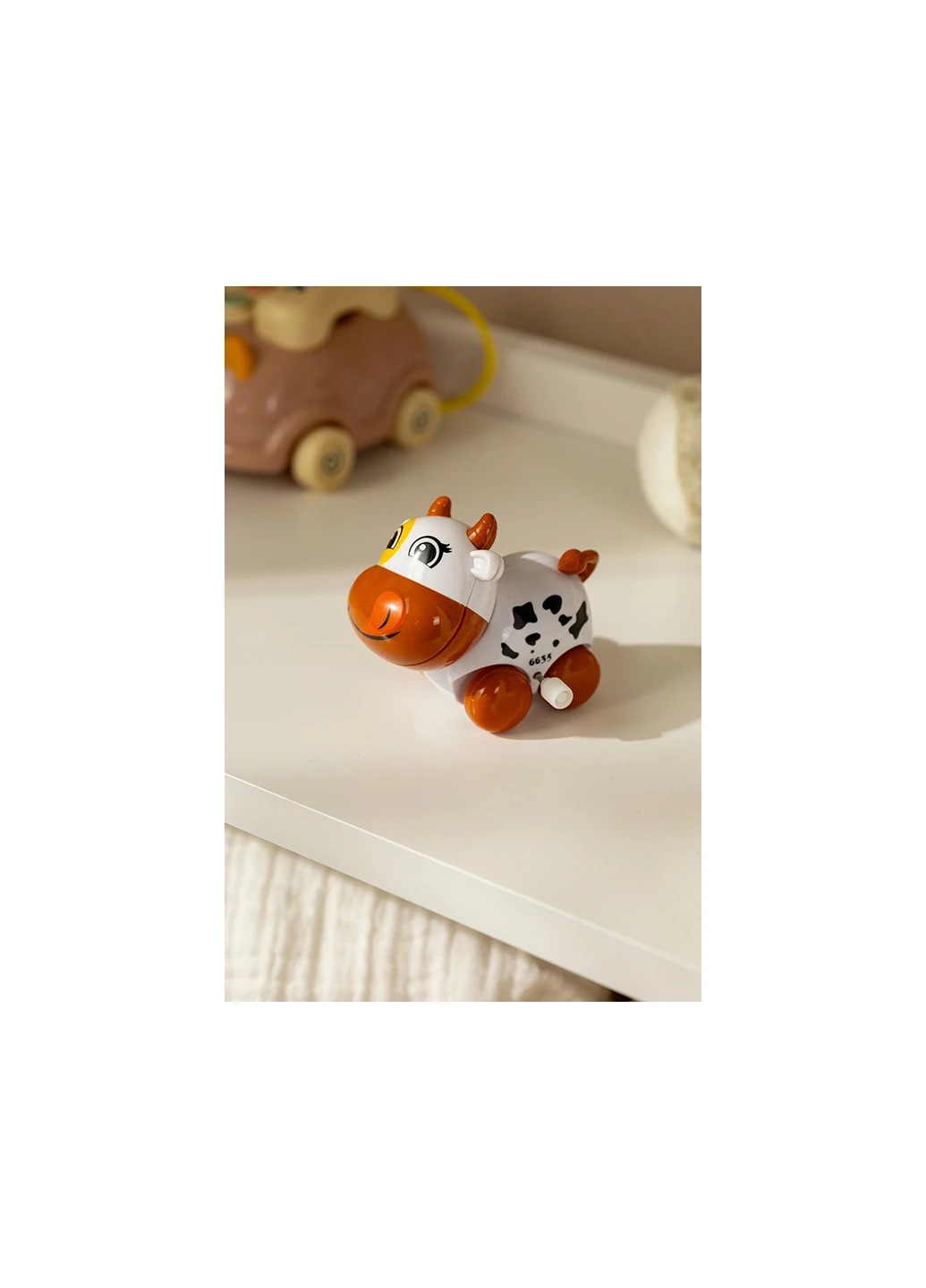 Корівка заводна 6635B No Brand (265910618)