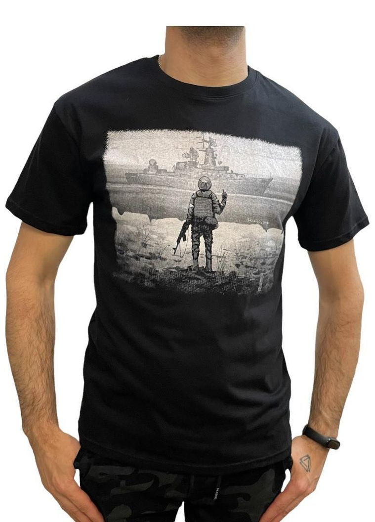 Чорна футболка чоловіча патріотична з оригінальним принтом корабль ААА