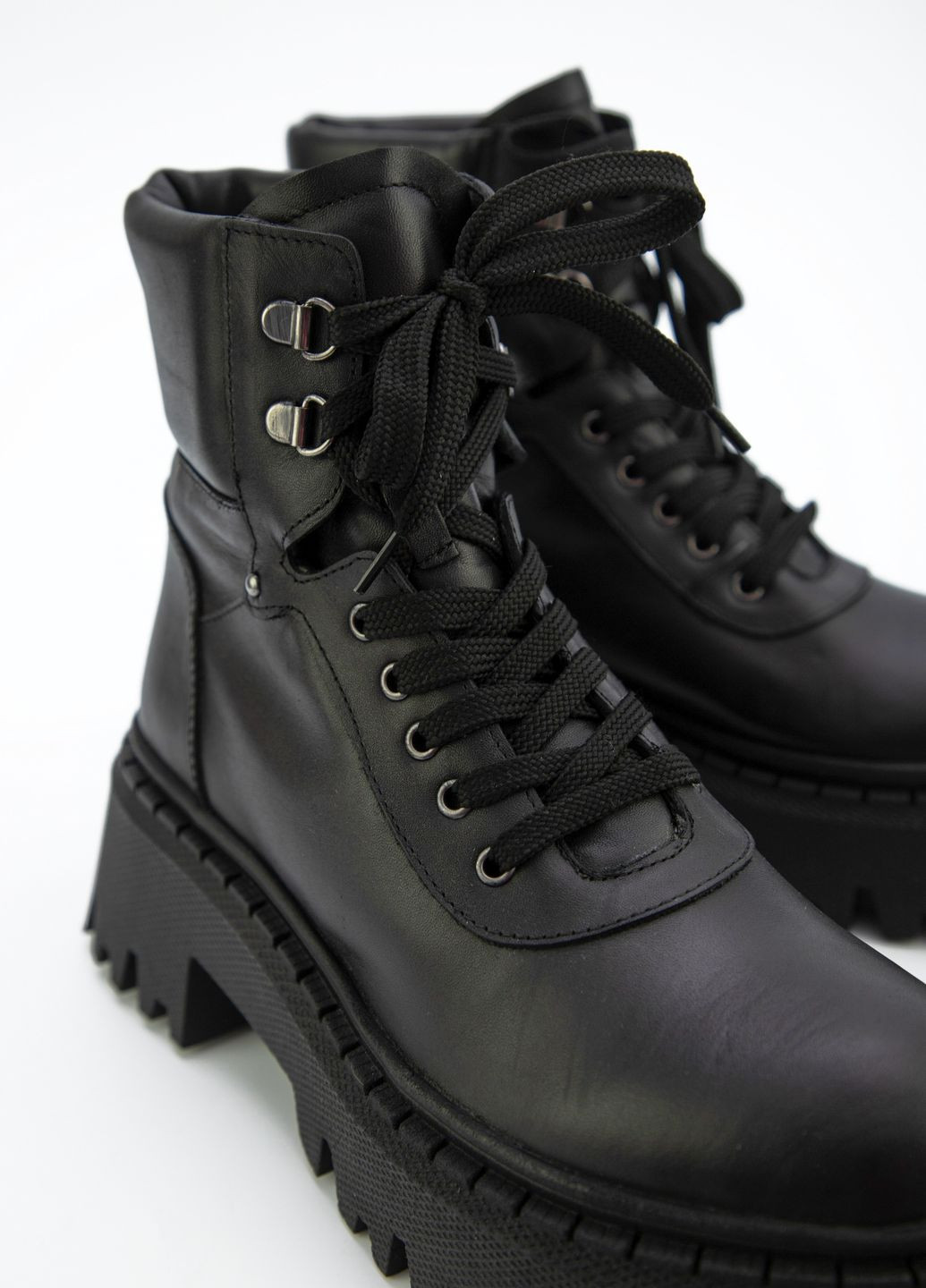 Зимние женские ботинки URBAN TRACE