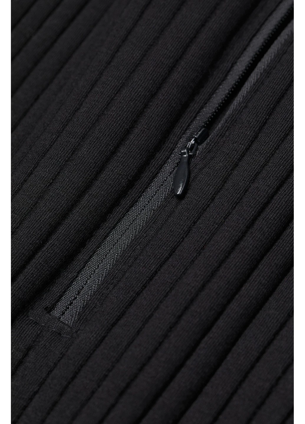 Черное кэжуал платье H&M однотонное