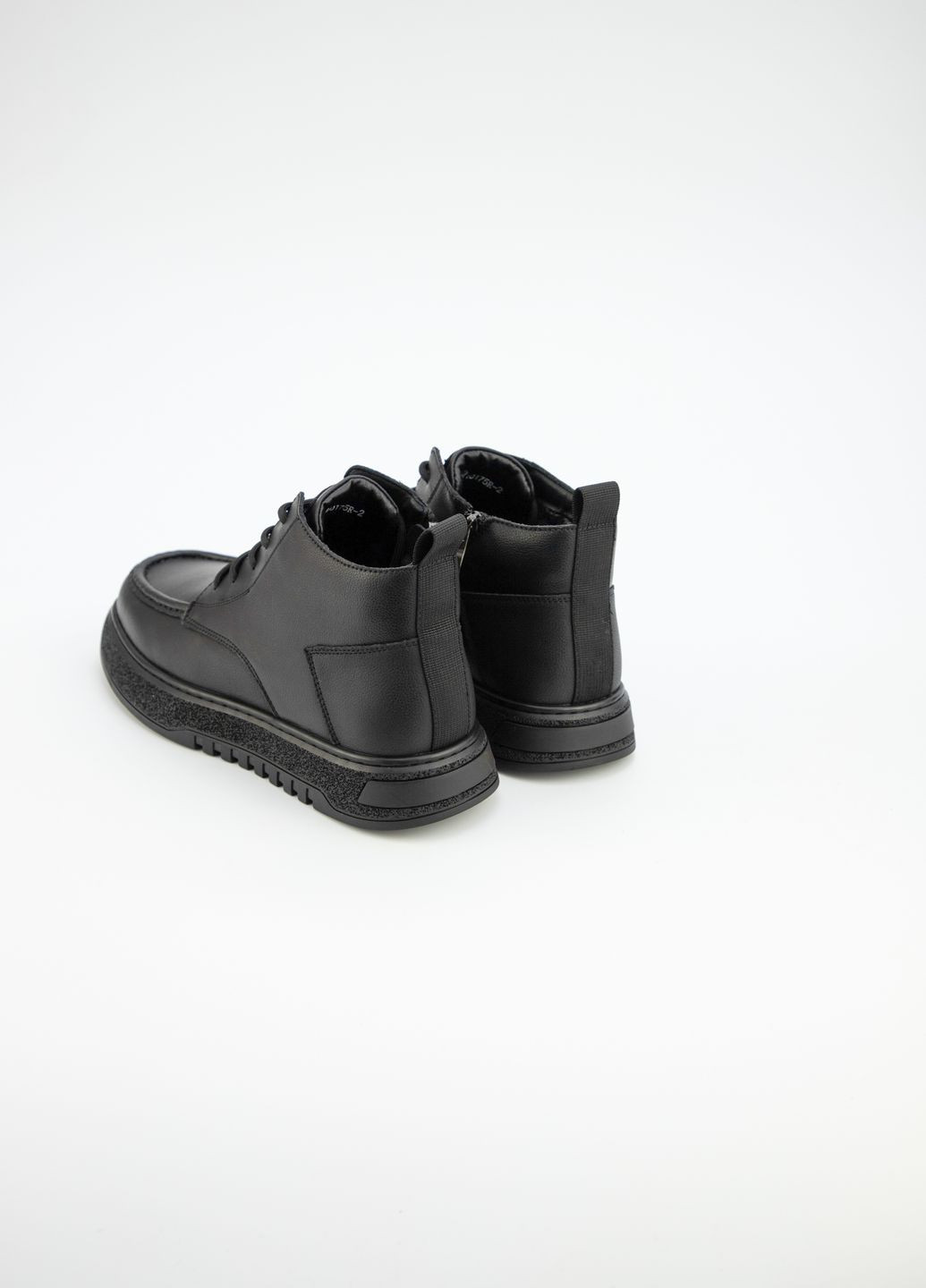 Черные зимние ботинки мужские URBAN TRACE