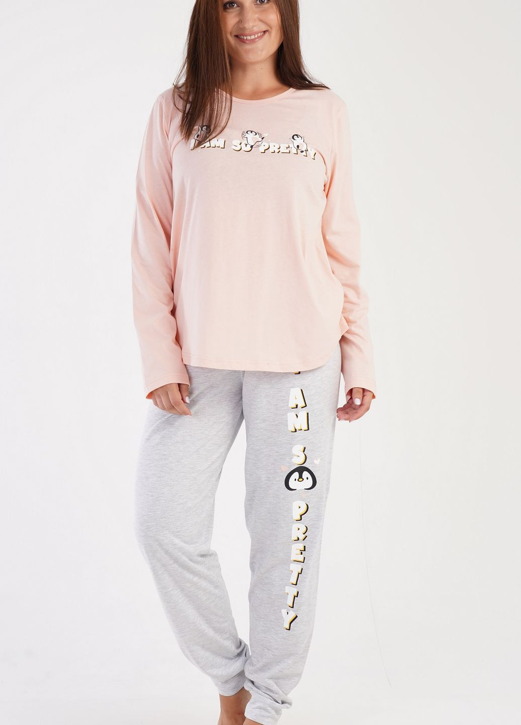 Розовая зимняя пижама женская (лонгслив, штаны) лонгслив + брюки Vienetta