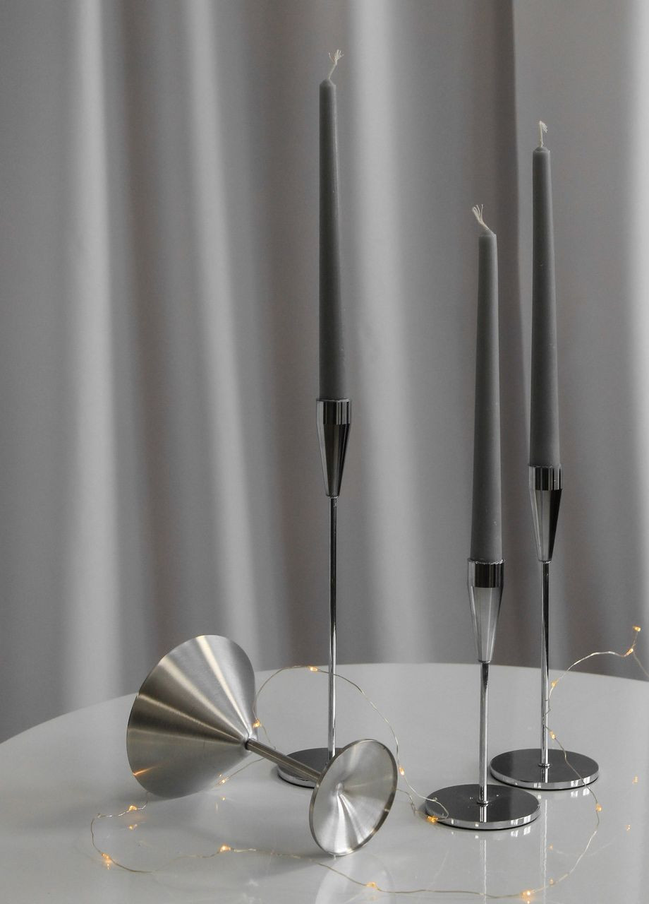 Підсвічники святкові REMY-DEСOR металеві Artdeco срібного кольору набір 3 шт. висота 17см 22см 27см REMY-DECOR (266345169)