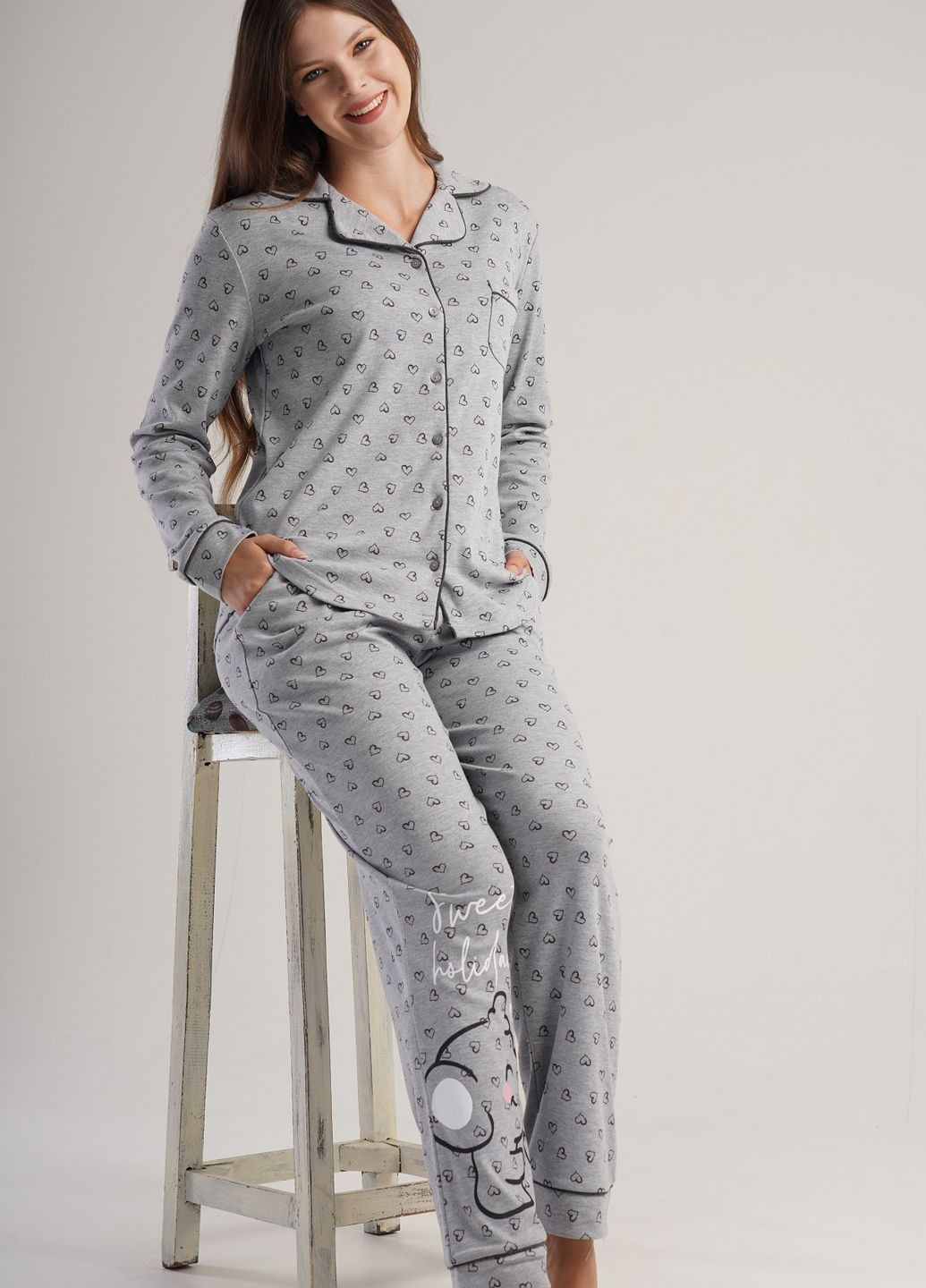 Сіра зимня жіноча піжама на гудзиках (рубашка, штани) рубашка + брюки Vienetta