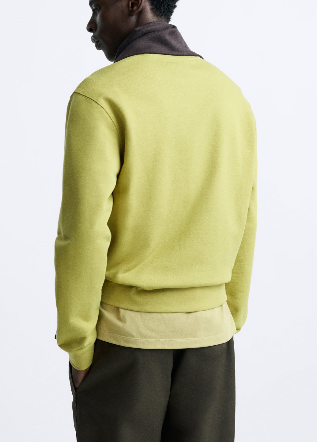 Горчичный демисезонный свитер Zara