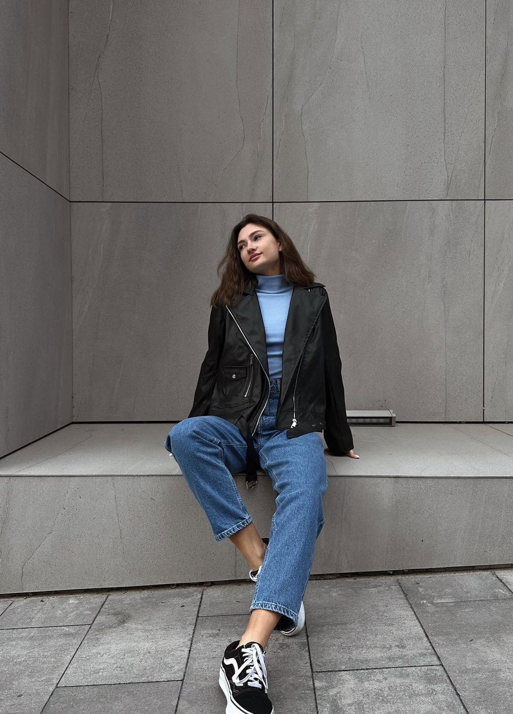 Чорна демісезонна куртка жіноча - liberty Reload