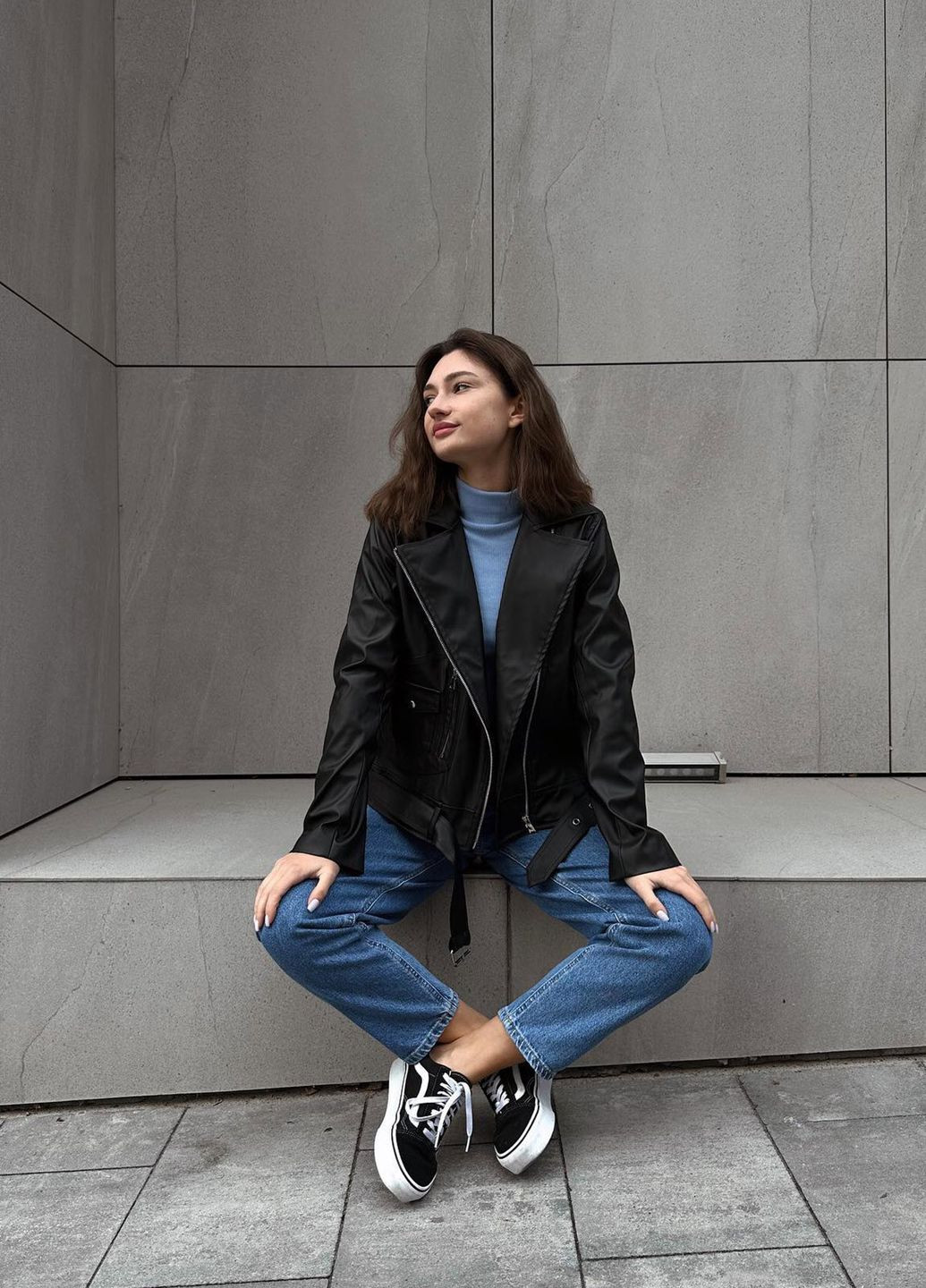 Чорна демісезонна куртка жіноча - liberty Reload