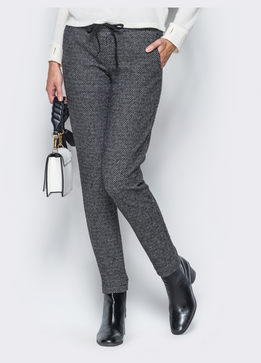 тёмно-серые брюки из жаккарда с кантом на карманах Dressa (266622530)