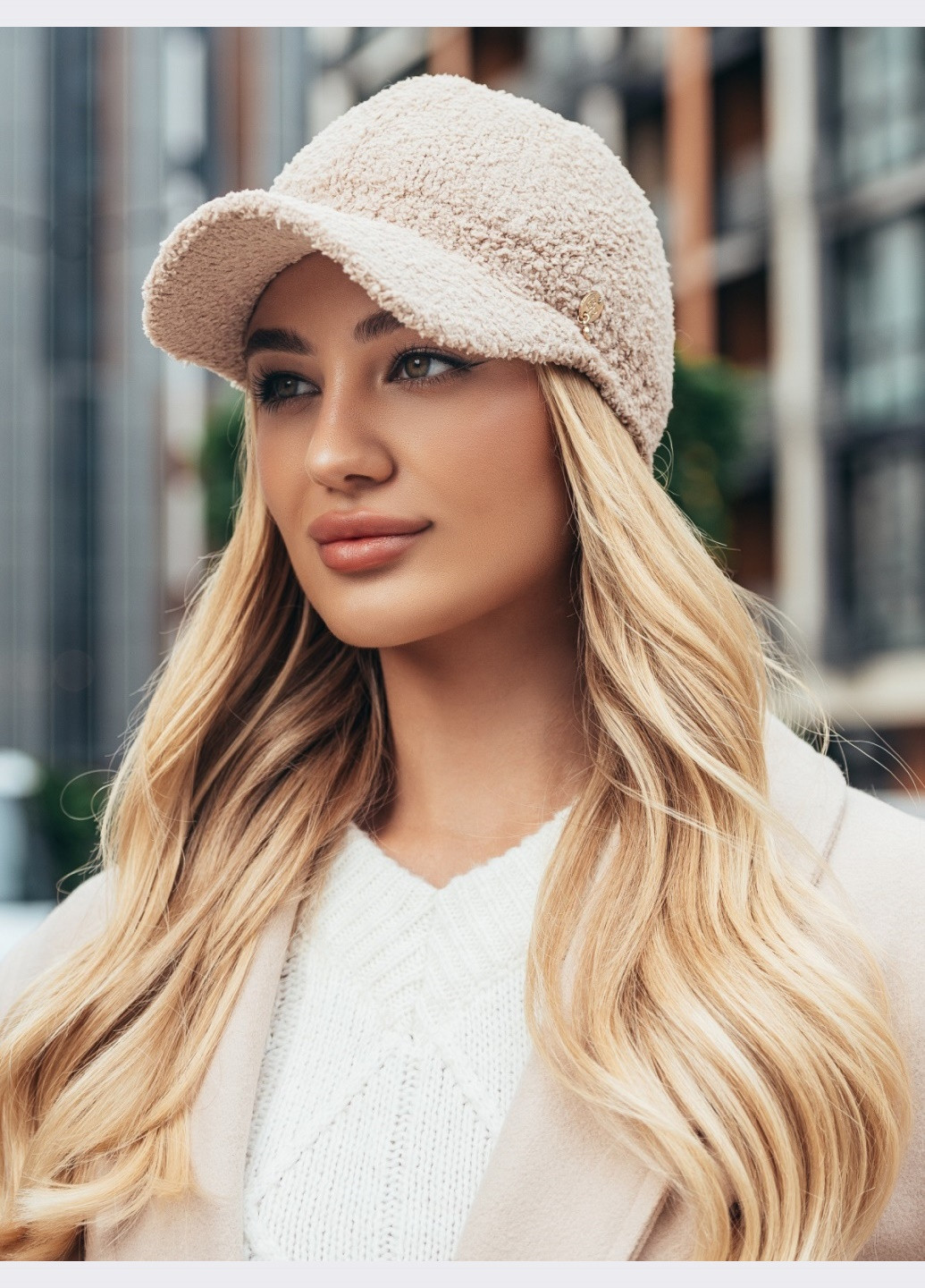 демисезонная кепка бежевого цвета Dressa (266622607)