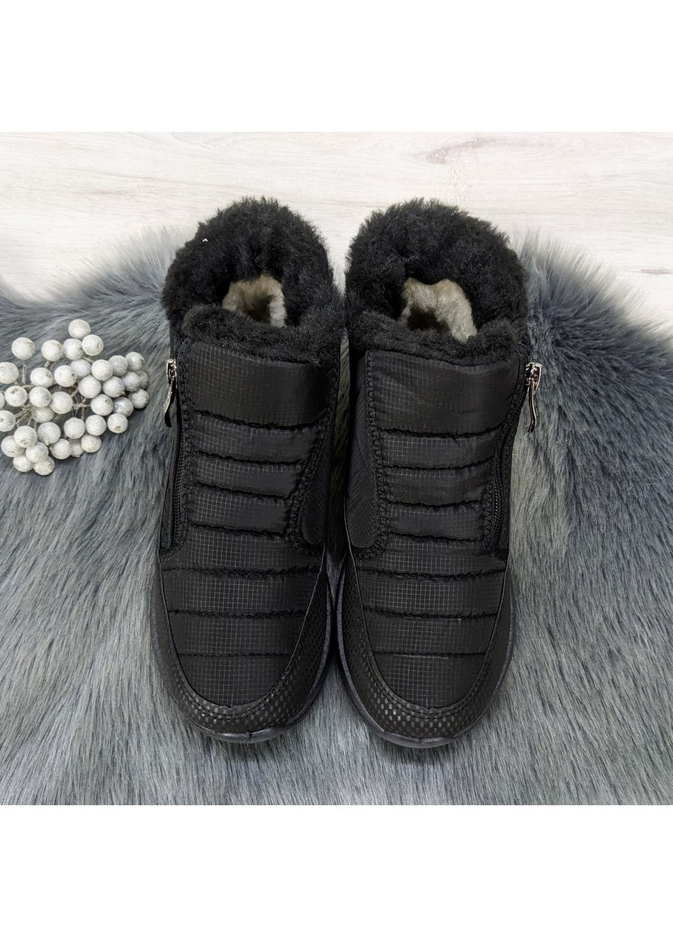 Зимние ботинки дутики женские на шнурках SV тканевые