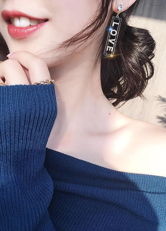 Сережки-цвяшки LOVE, сережки-пусети, сережки, прикраси, No Brand (266700902)