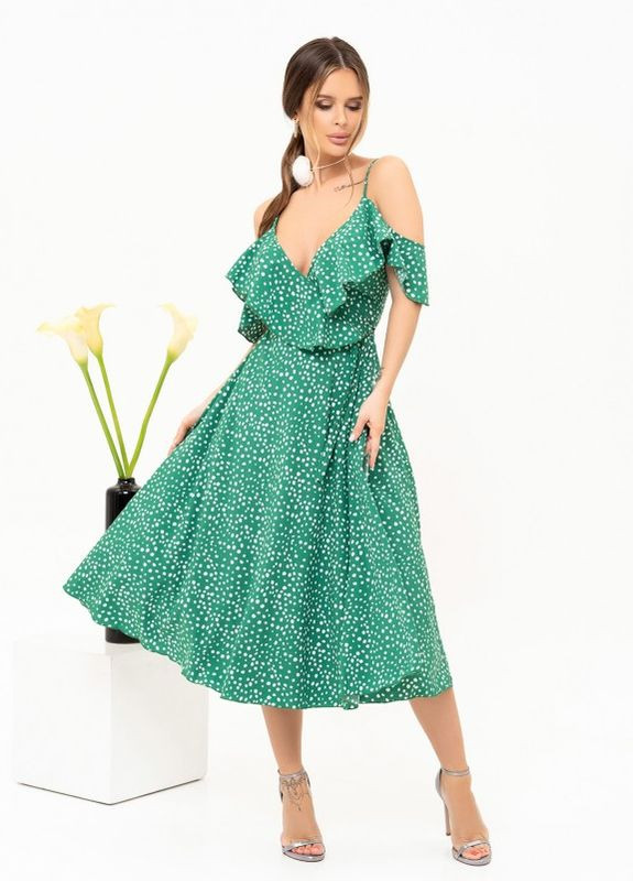 Летний женский зеленый сарафан с воланами на плечах ISSA PLUS однотонный