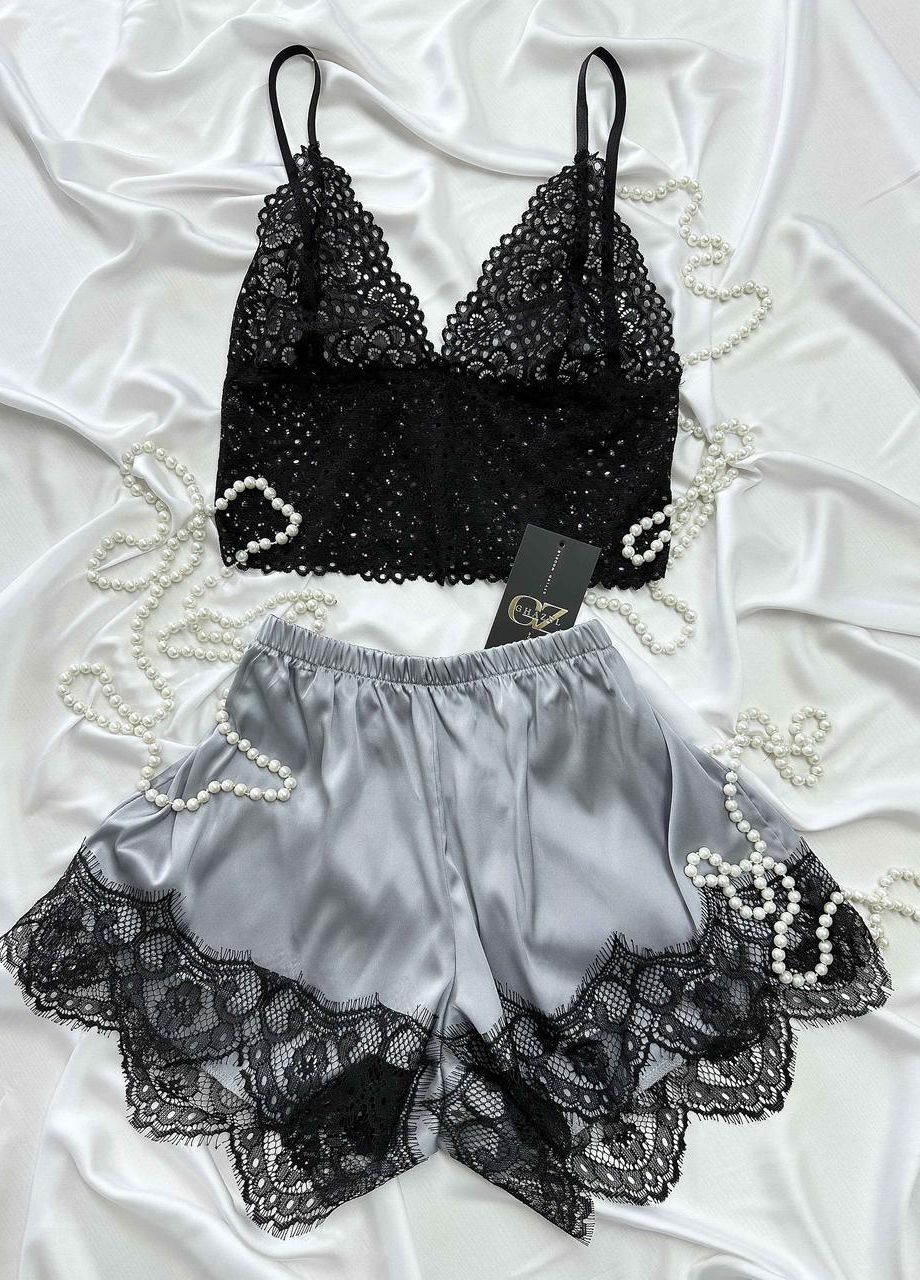 Сіра всесезон мереживна піжама з топом і шортами з мереживом 44 сірий (17111-158) Ghazel