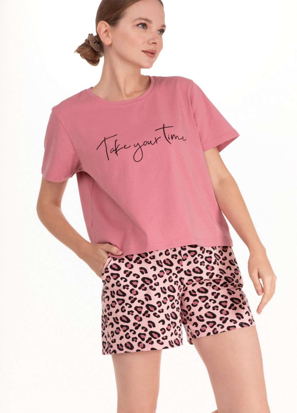 Розовая домашняя женская пижама футболка+шорты NEL