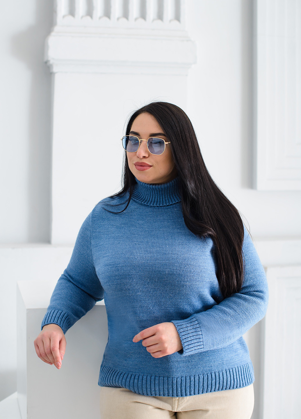 Темно-голубой классический женский свитер SVTR