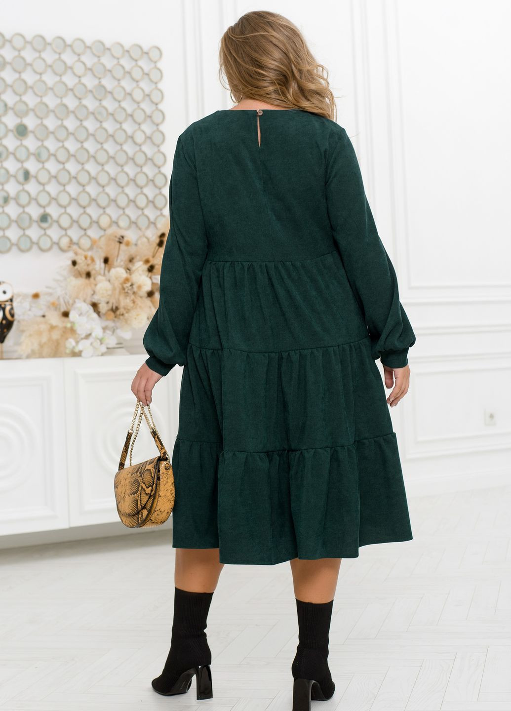 Зеленое кэжуал вельветовое платье а-силуэт No Brand однотонное