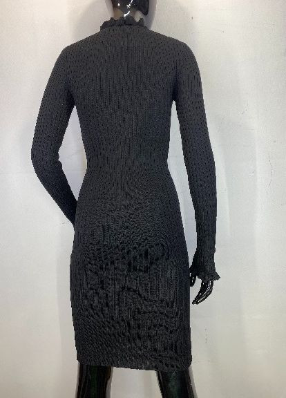 Черное кэжуал платье платье-водолазка Pieces однотонное