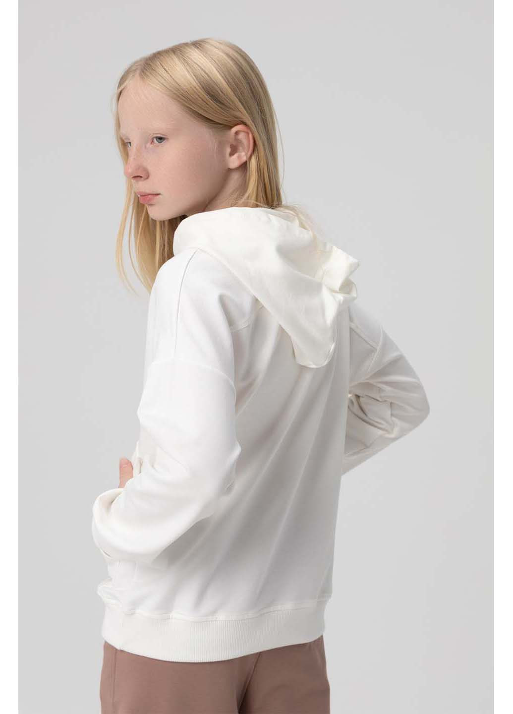 Молочний демісезонний костюми для дівчинки кофта, штани Viollen