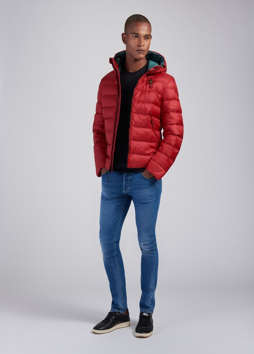 Красная зимняя куртка Blauer