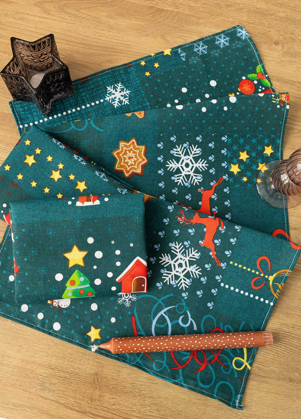 Рушник "Чарівні історії" 75х40 см Homedec новорічний темно-зелений