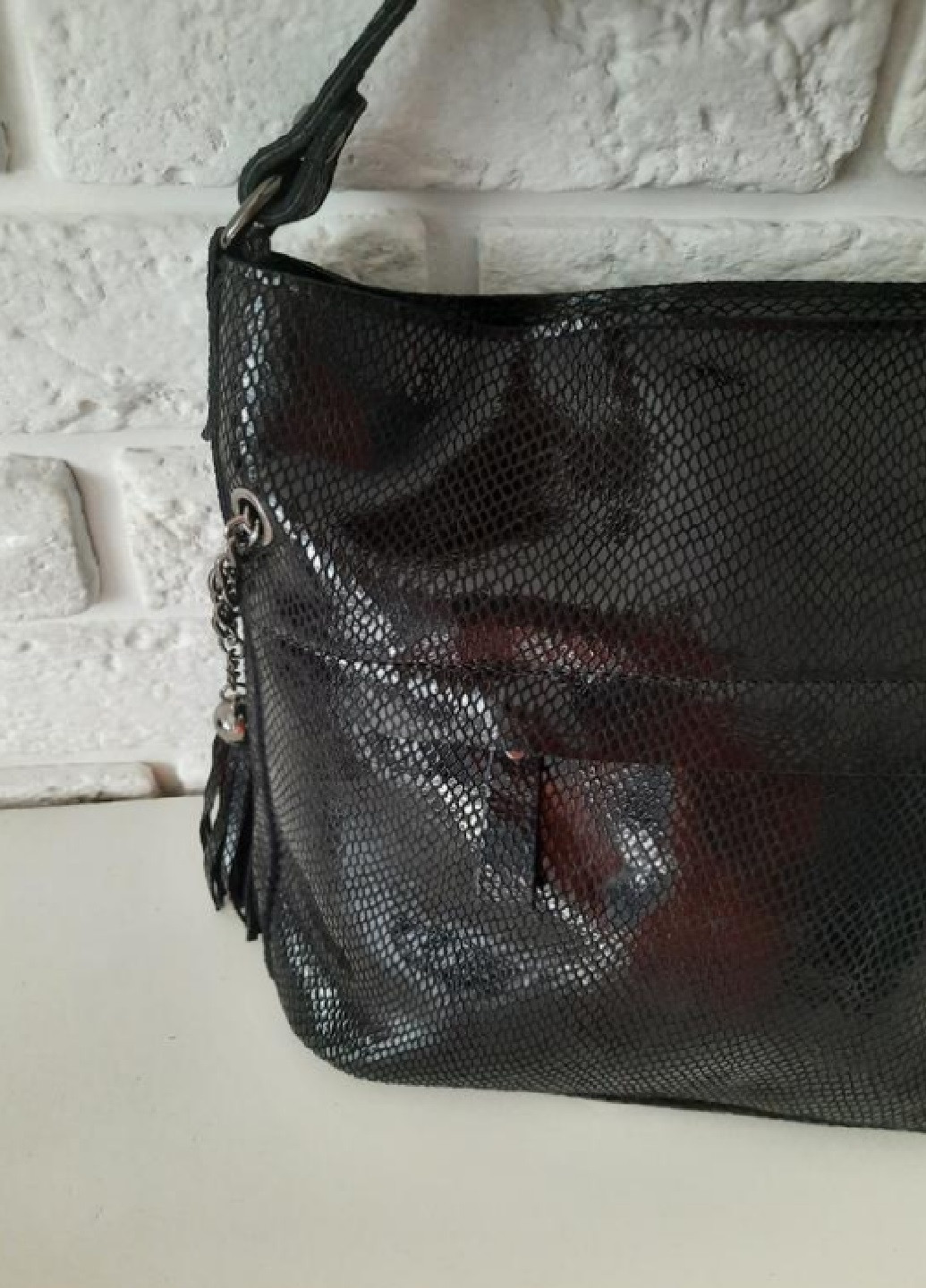 Шкіряна сумка із лазерної шкіри на 2 ручки Vishnya (267400779)