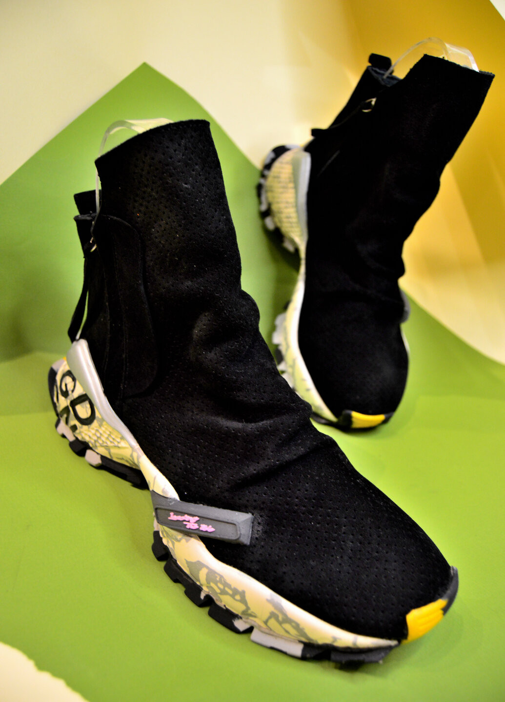 ботинки женские спортивные перфорированная замша черный Magza из натуральной замши