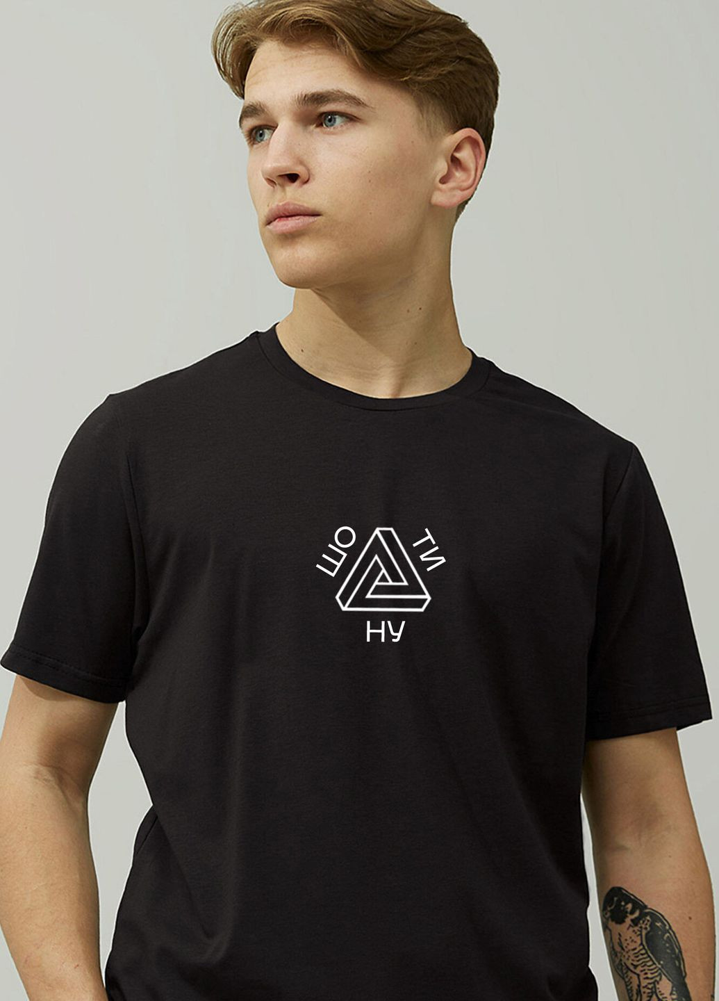 Чорна футболка іллюзія з коротким рукавом Gen