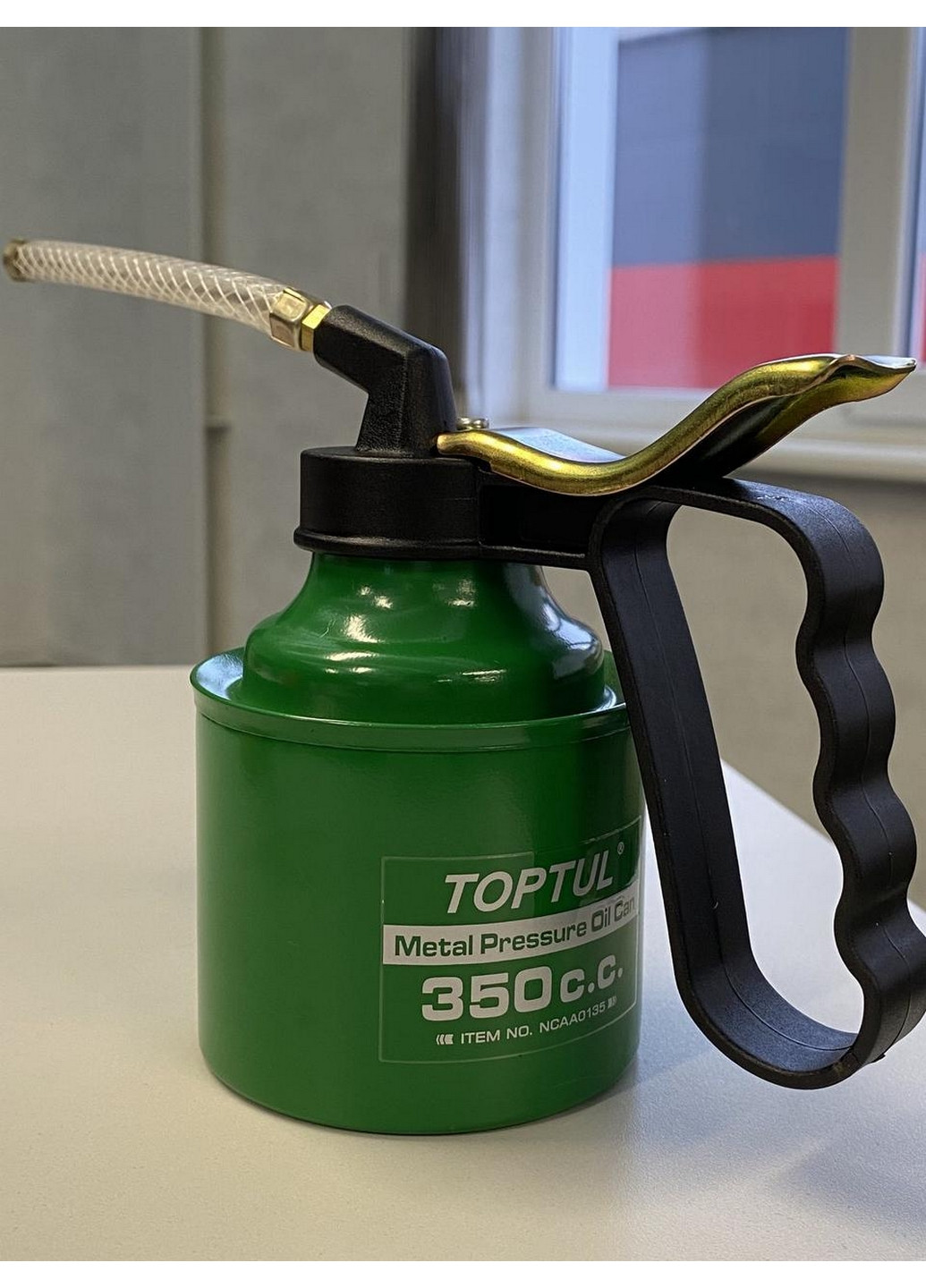 Масленка металлическая 350 мл гибкий наконечник TOPTUL (267658144)