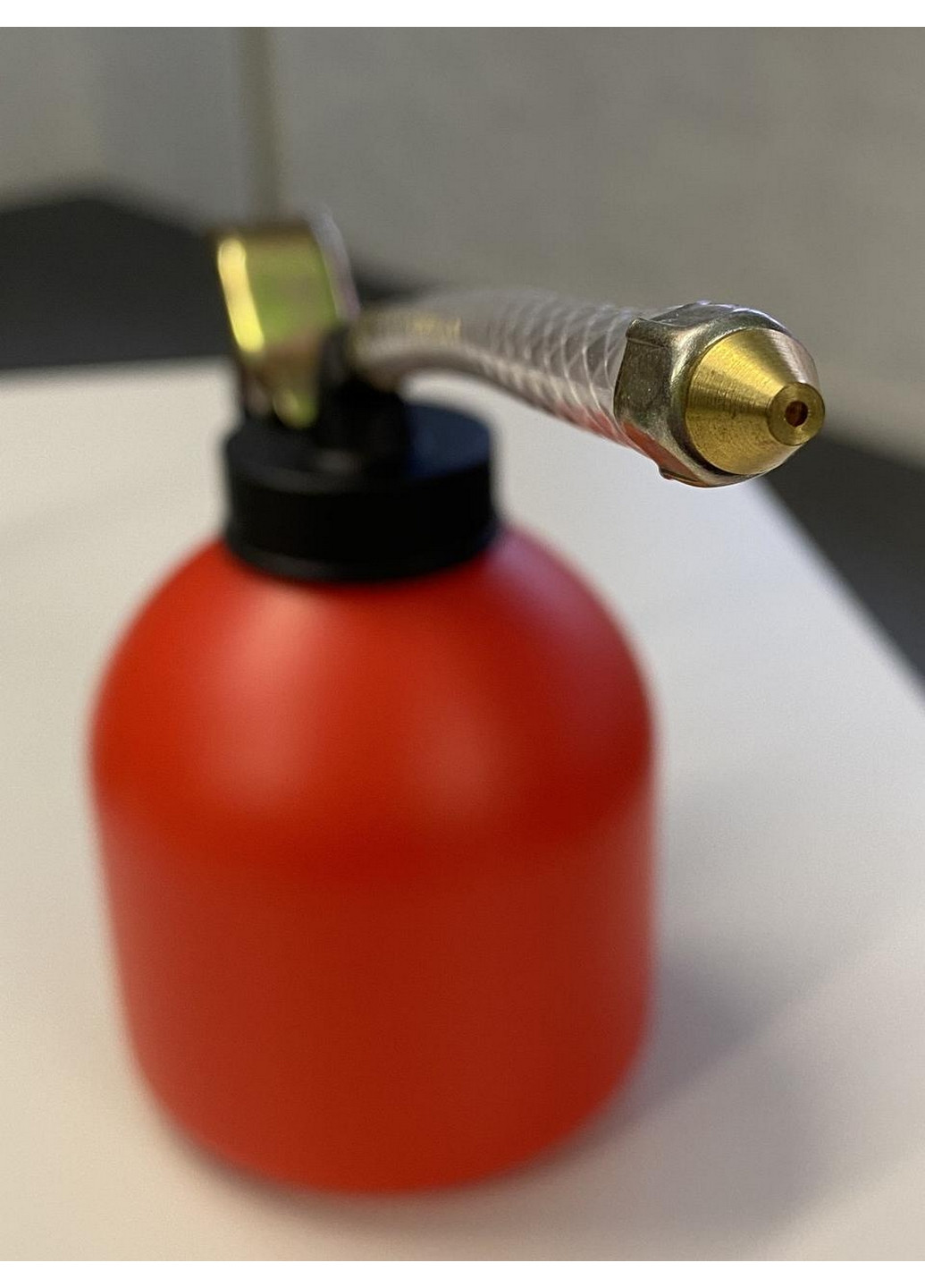 Маслёнка рычажная пластиковая 500 мл гибкий наконечник TOPTUL (267659084)