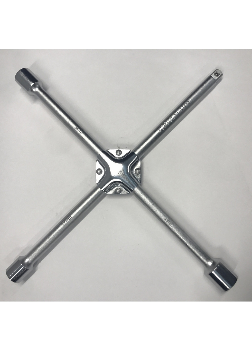 Баллонный ключ крестовой усиленный 17,19,21,1/2" TOPTUL (267656256)