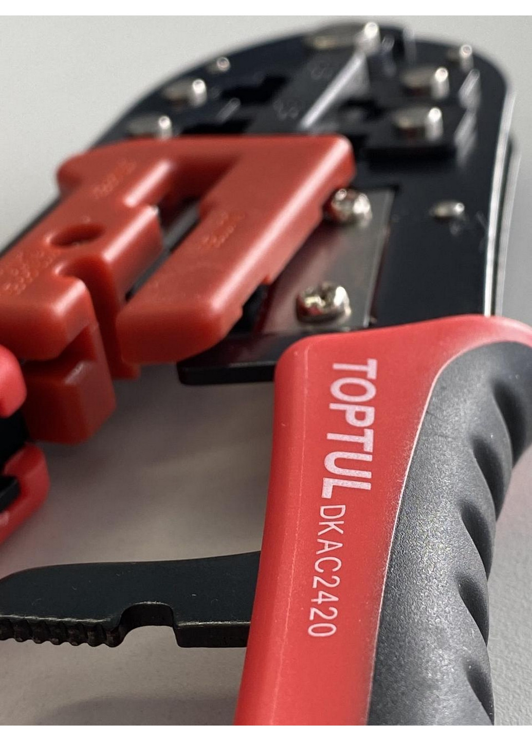 Клещи для обжима и зачистки проводов (RJ11/RJ12/RJ45) трещоточные TOPTUL (267659153)