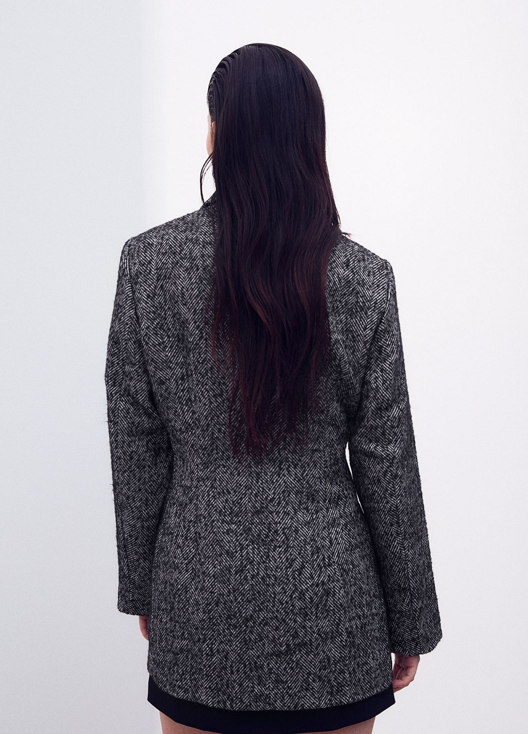 Черный женский жакет H&M с абстрактным узором - всесезон