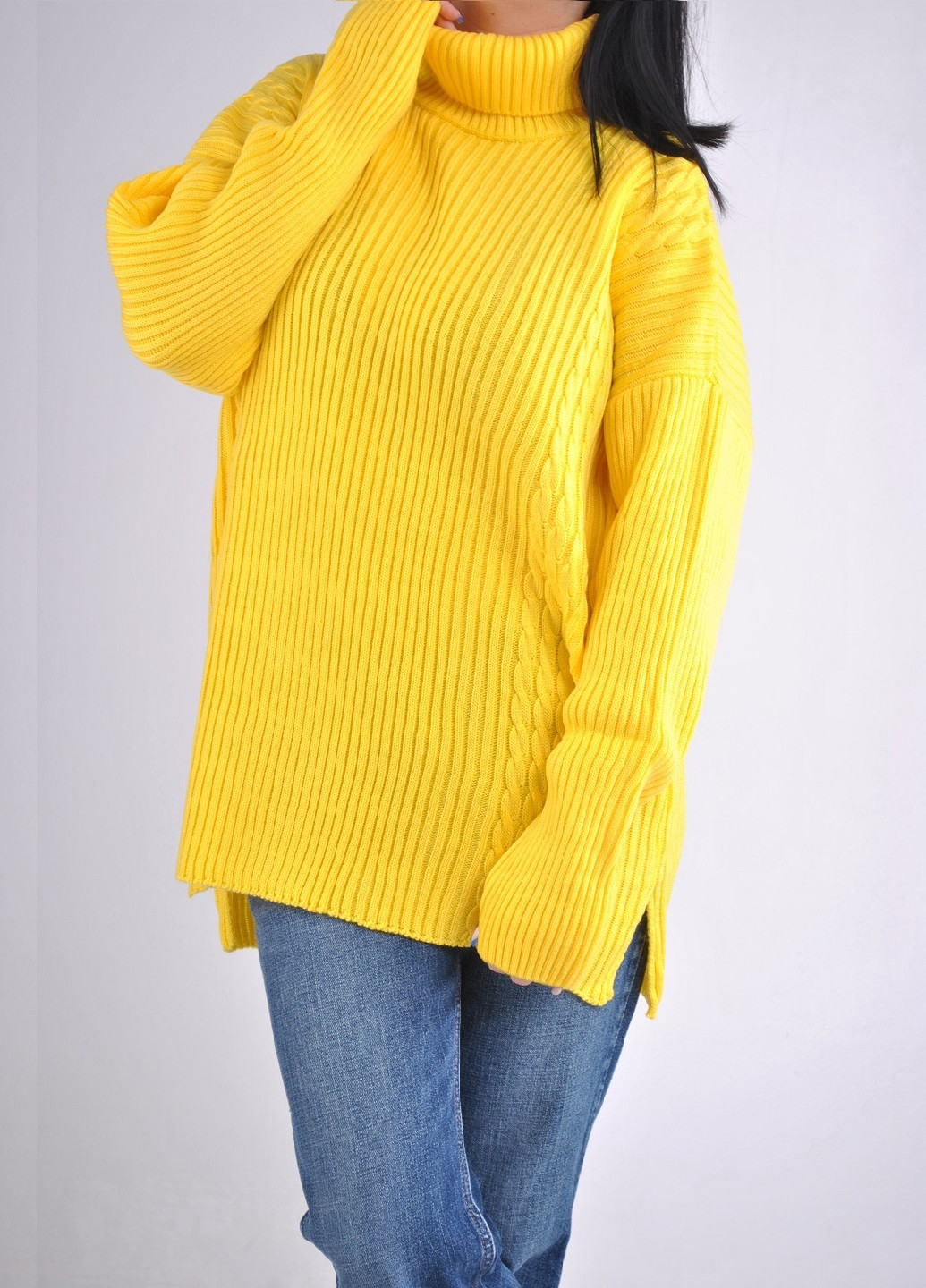 Желтый зимний удлиненный свитер-туника Berta Lucci