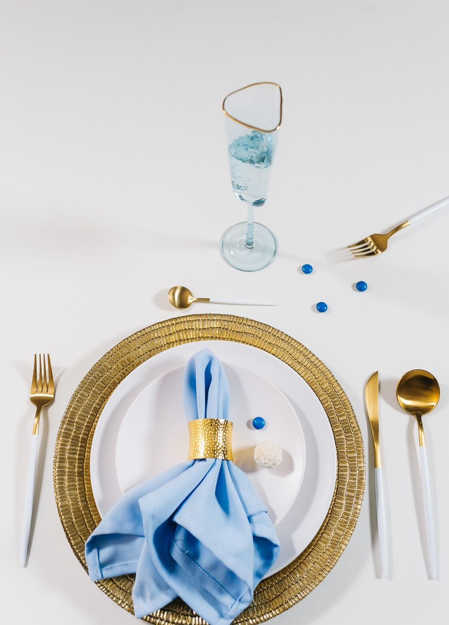 Набір столових приборів з паличками для їжі на 2 особи золото кольору з білою ручкою з нержавіючої сталі REMY-DECOR Porto (267897122)