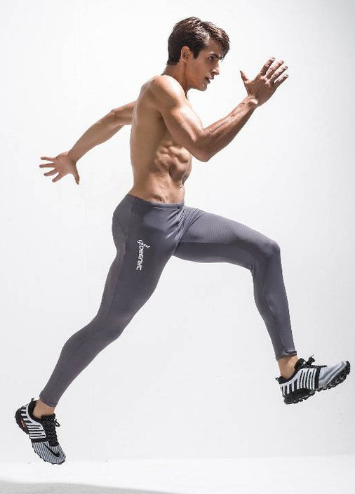 Серые демисезонные спортивные штаны в сетку Deenyt