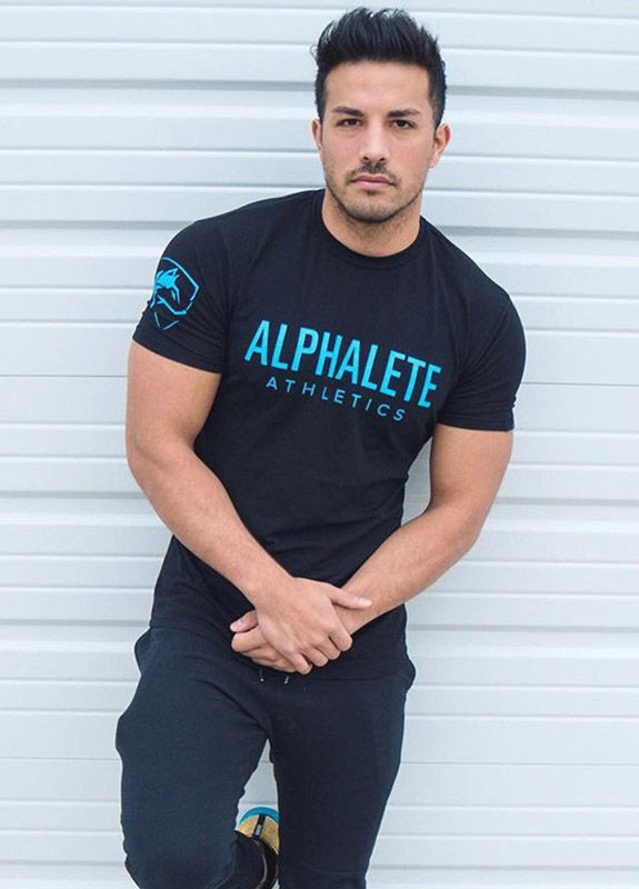 Черная мужская футболка Alpha