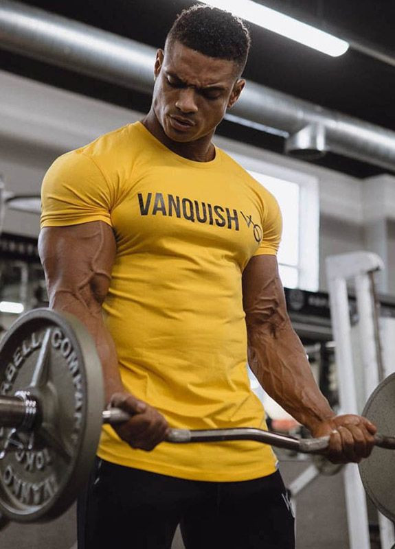 Желтая мужская футболка VQH