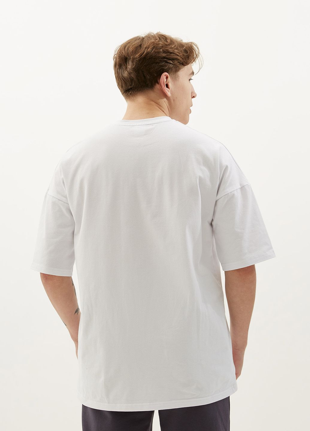 Біла оверсайз футболка примара з коротким рукавом Gen