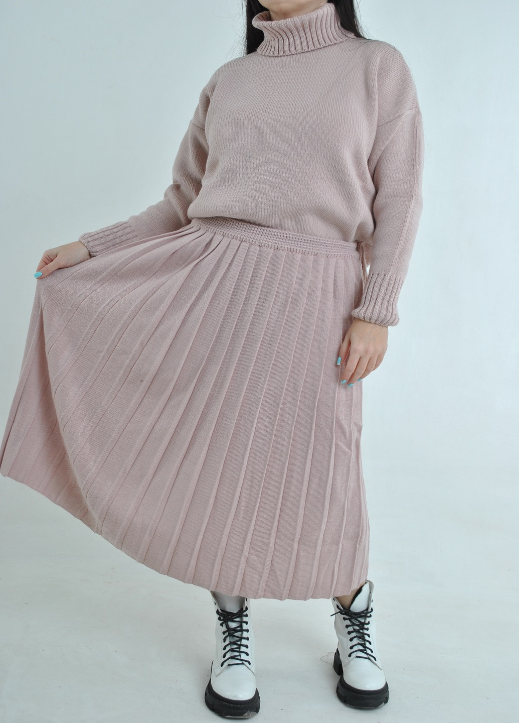 Пудровая однотонная юбка Berta Lucci