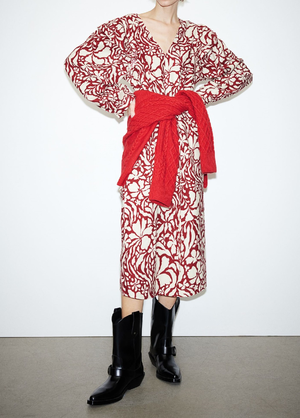 Темно-красное кэжуал платье H&M с цветочным принтом