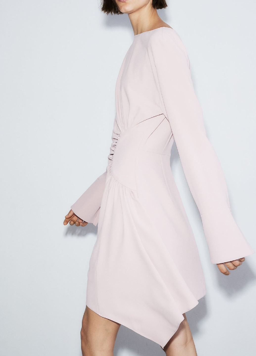 Пудрова ділова сукня H&M однотонна
