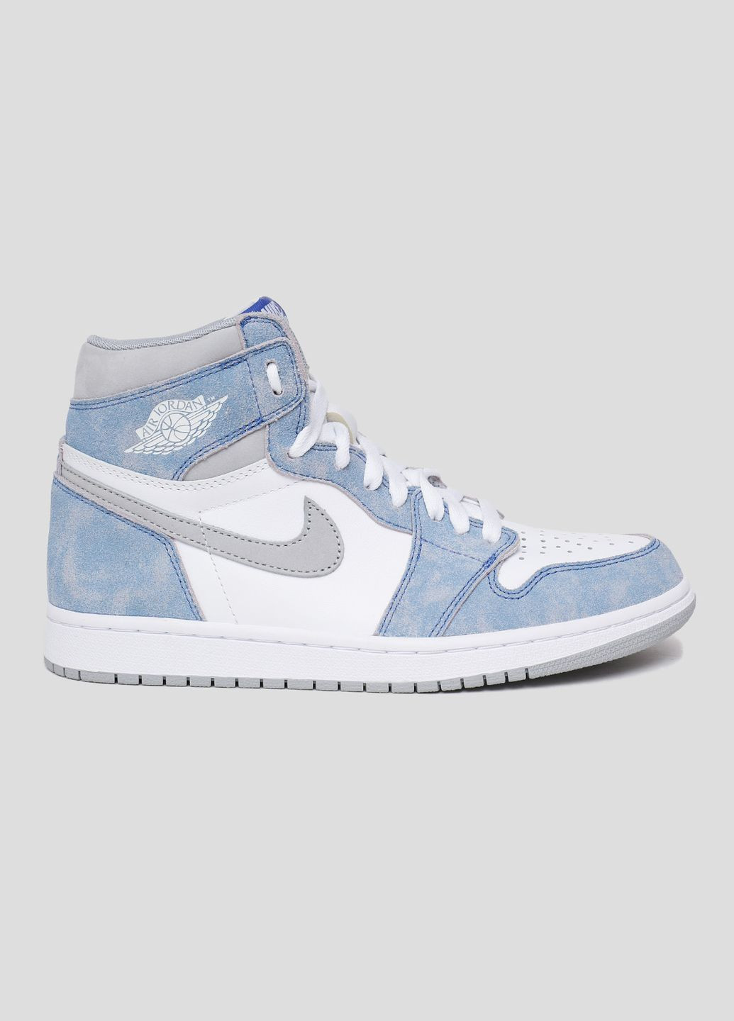 Белые бело-голубые кожаные хайтопы air jordan 1 retro high Nike
