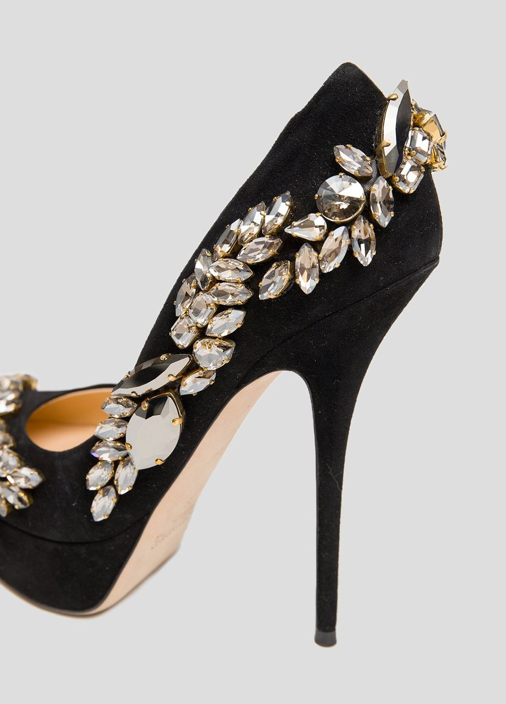 Черные замшевые туфли с кристаллами Gedebe