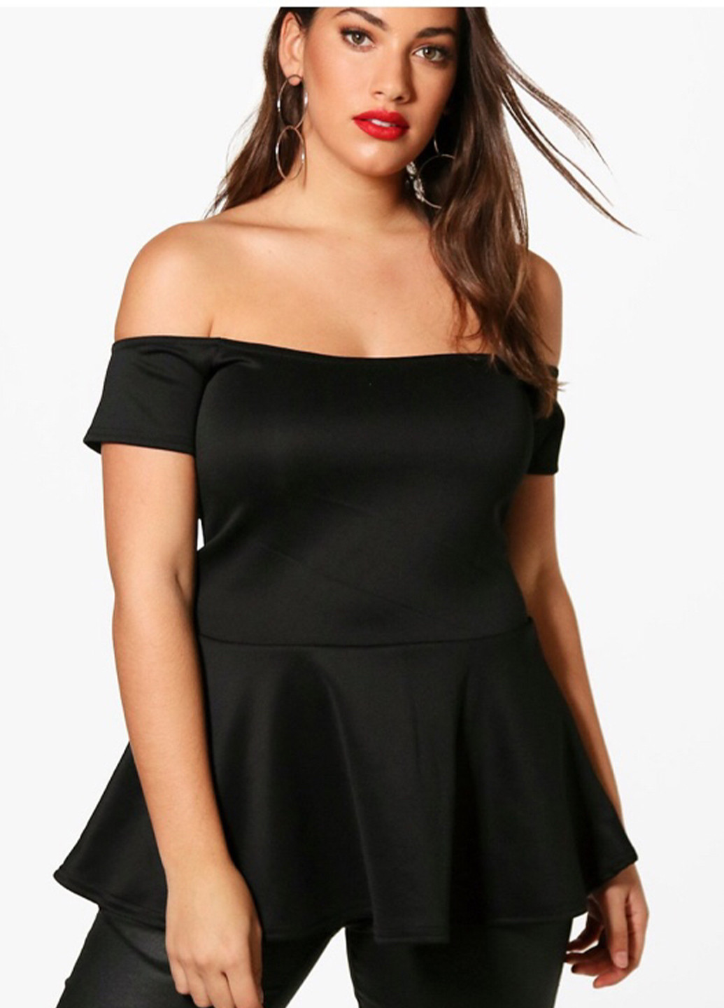 Чорна чорна блуза з відкритими плечима з баскою Boohoo