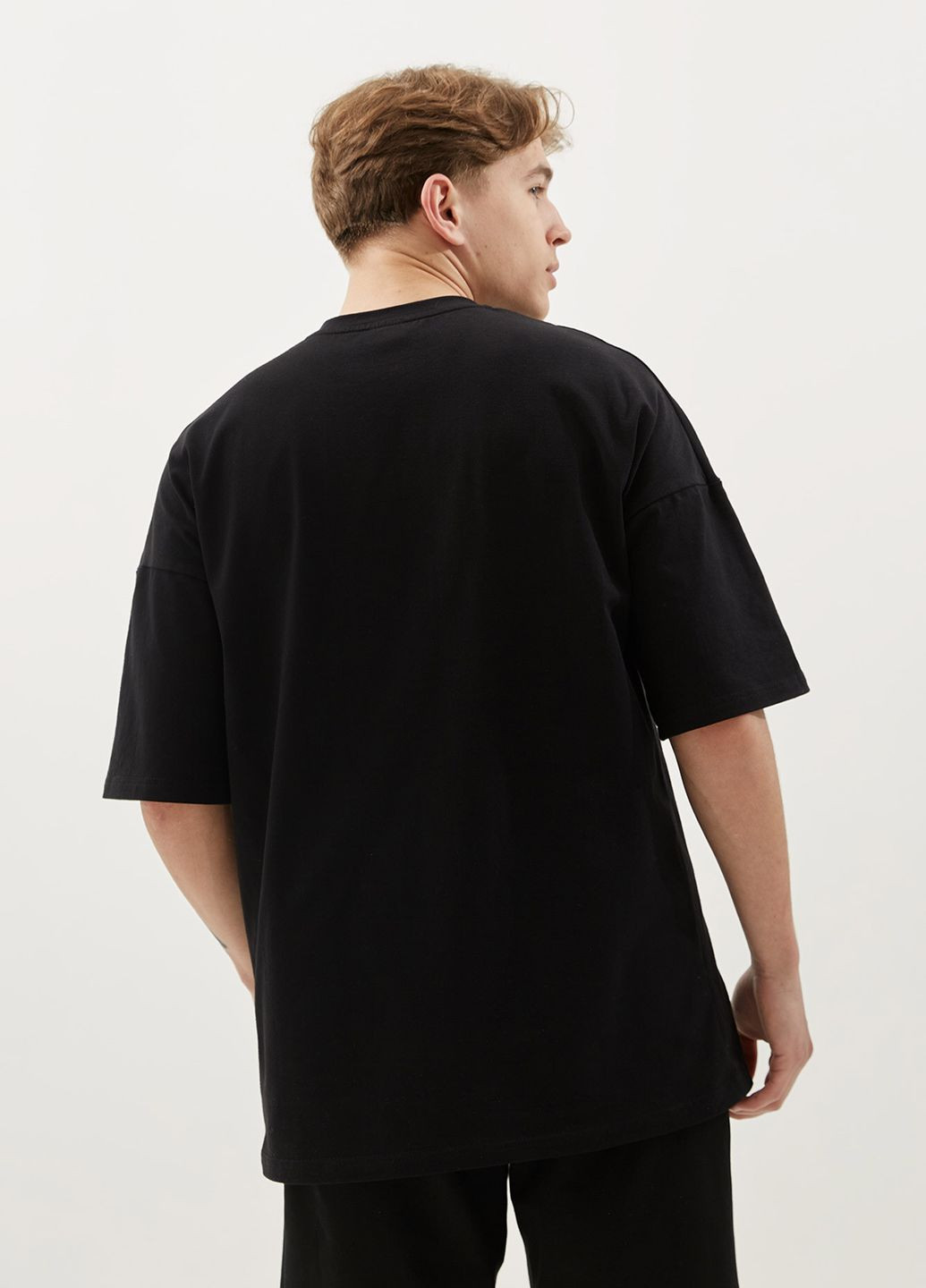 Черная футболка иллюзия с коротким рукавом Gen