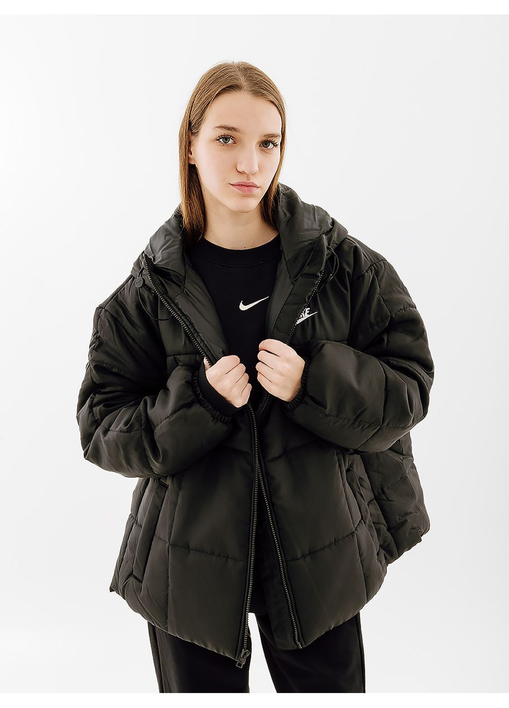 Чорна демісезонна жіноча куртка clsc puff чорний Nike