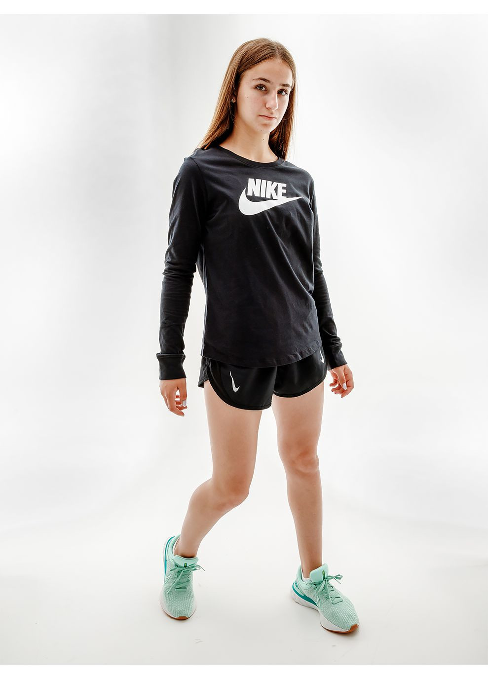 Женский Лонгслив W NSW TEE ESSNTL LS ICN FTRA Черный Nike (268471922)