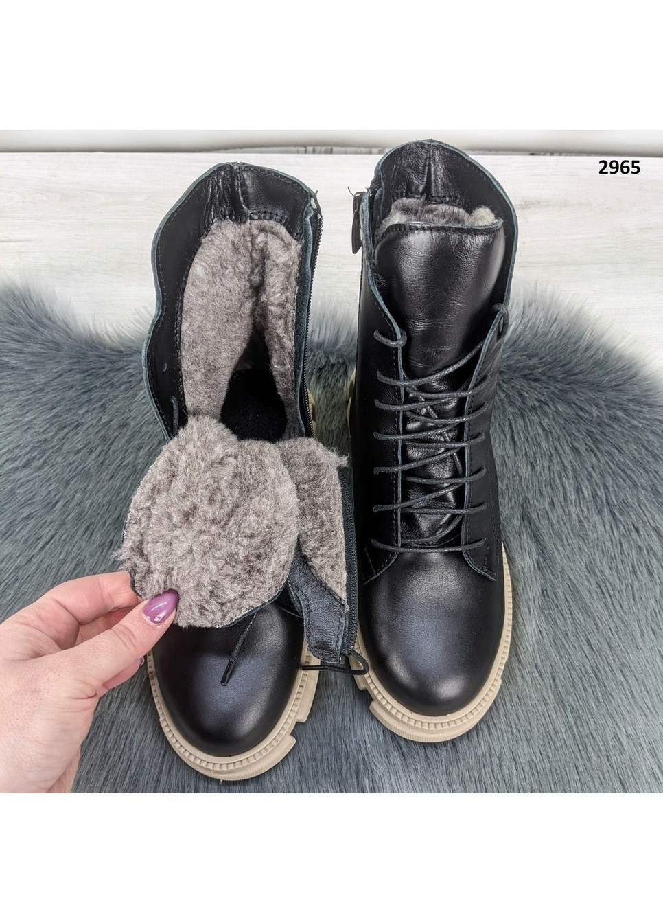 Зимние ботинки женские зимние кожаные на шнурках Viscala